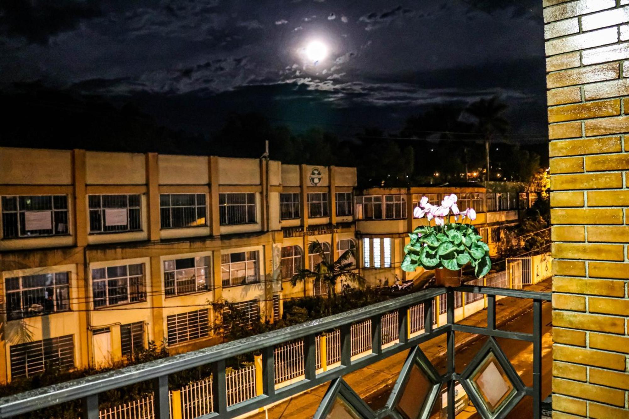 Hotel Ciudad Dulce Moniquira Luaran gambar